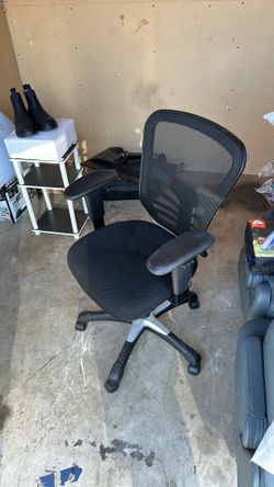 Computer desk chair