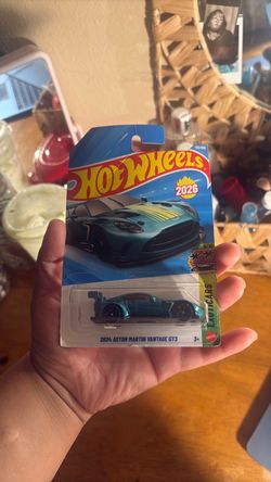 Aston Martin hot wheels