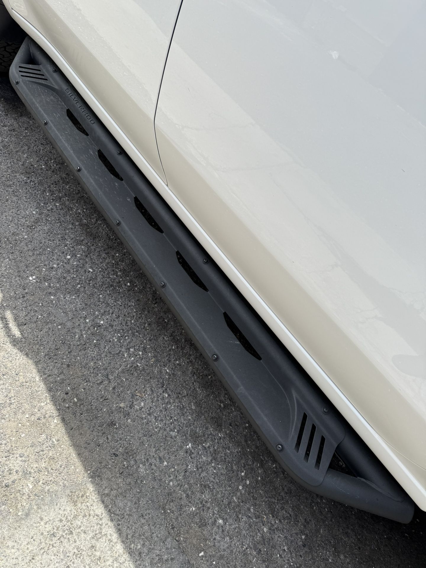2025 Silverado 2500 HD Running Boards