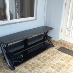 Mesa De TV   $75 