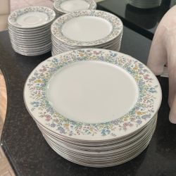 Noritake China Set