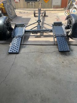 Tow dolly