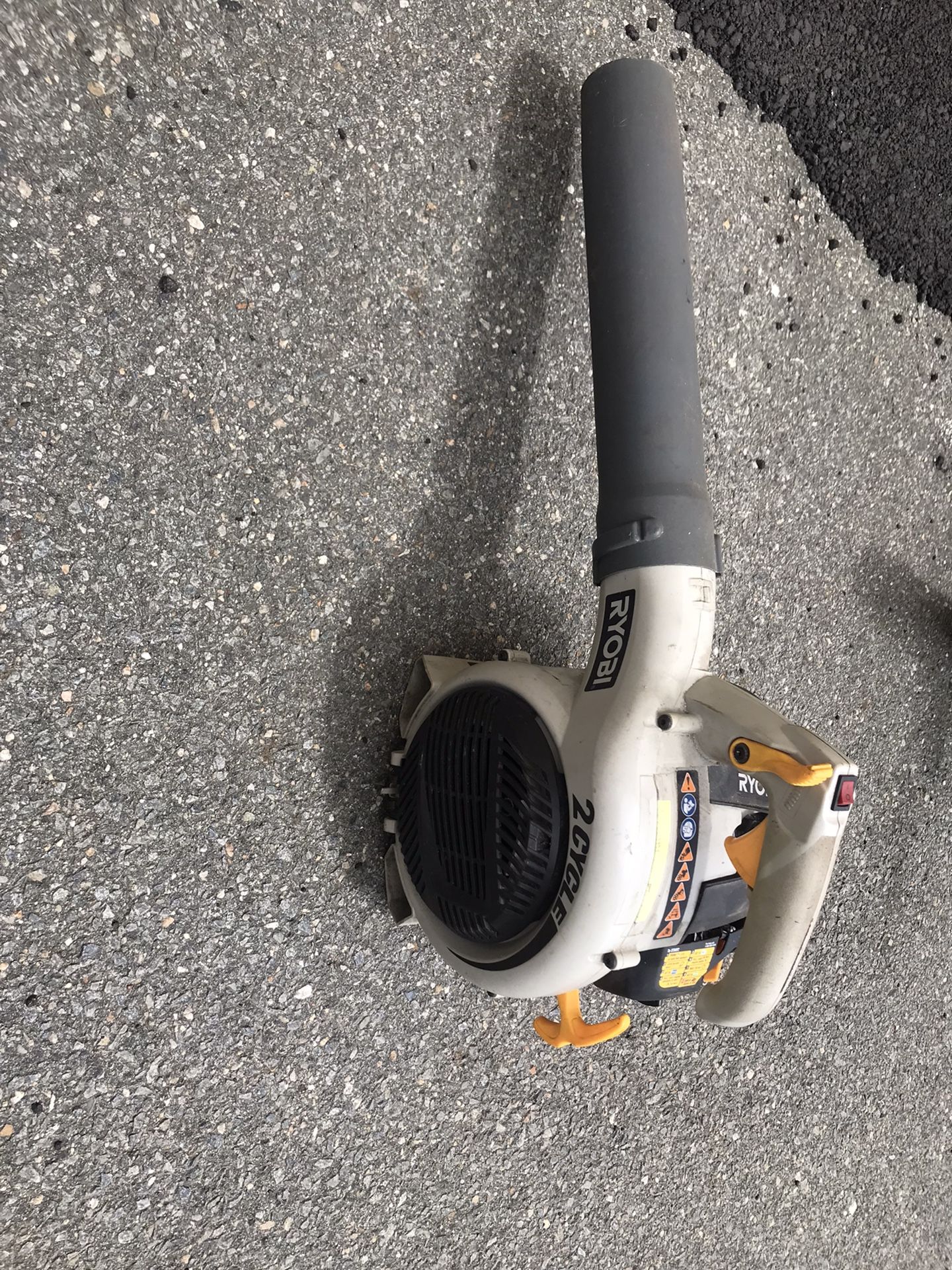Small Gas Leaf Blower