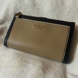 KATE SPADE womens designer leather wallet