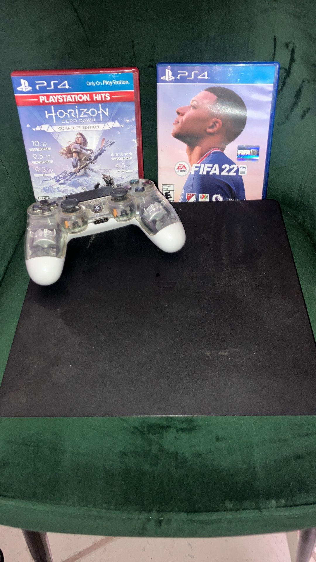 ps4 working (800gb)