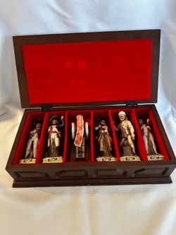 Vintage 1970s MBC Kentucky Straight Bourbon Whiskey Revolutionary War Soldier & Cannon Decanter Set