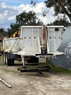 2006 HANSON End Dump trailer