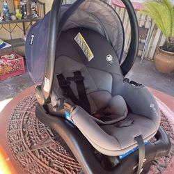 Baby car seat