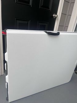 6FT Foldable Folding Table – New