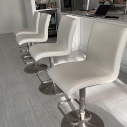 4 Bar Stool Chairs 