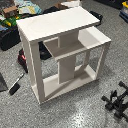 Free Asymmetrical Shelf 