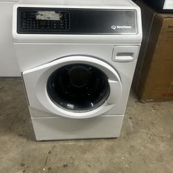 SPEED QUEEN FRONTLOAD WASHER