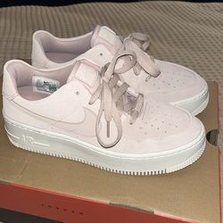 NIKE AF1