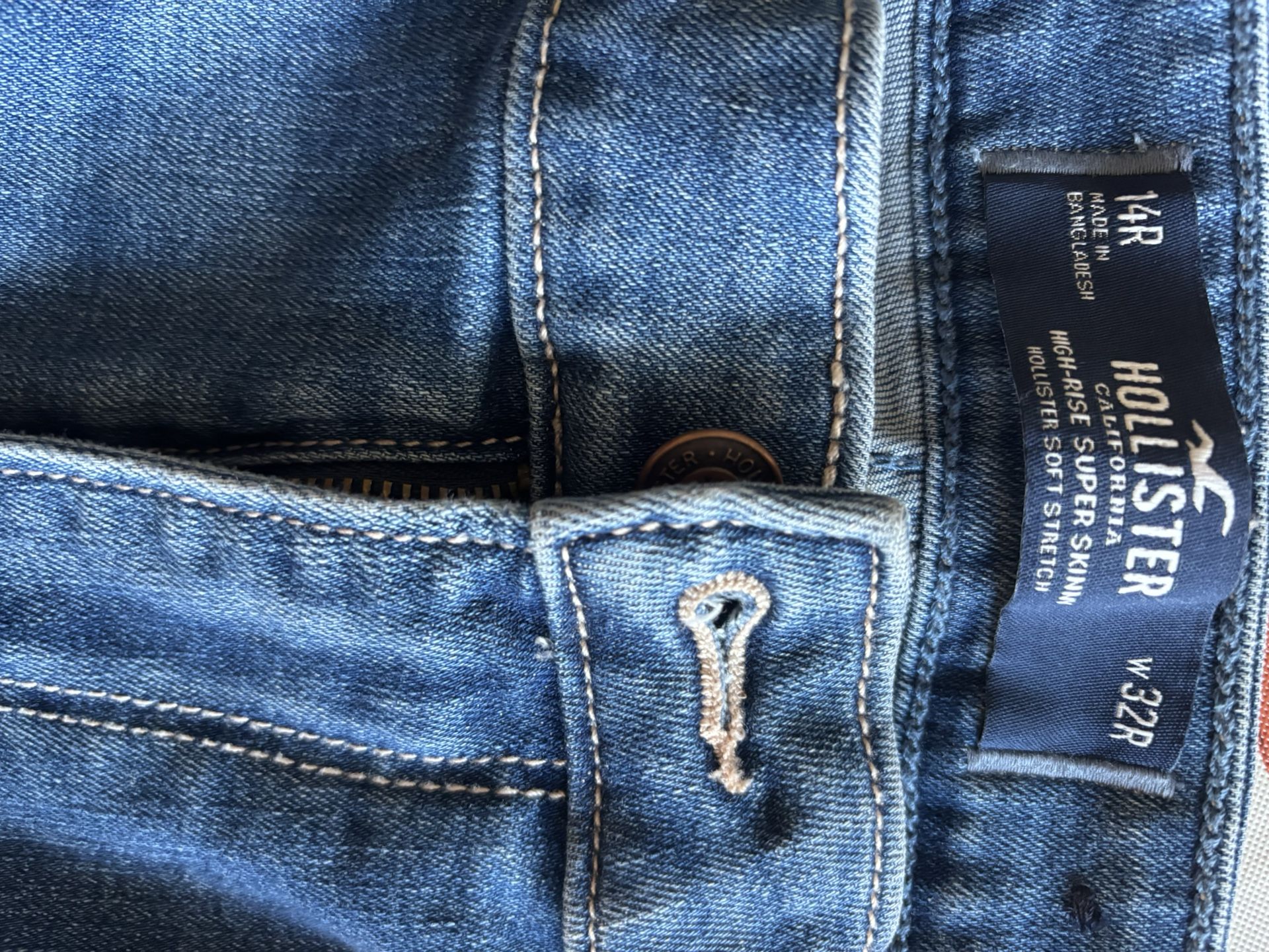 holister jeans 