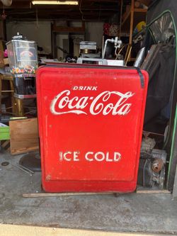1940’s  vintage  Coca-Cola Refrigerator  $700.00  /OBO