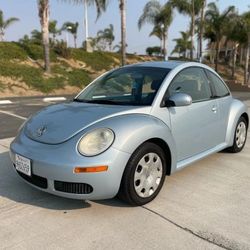 2010 Volkswagen New Beetle