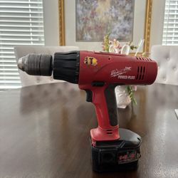 Milwaukee Drill, Battery Included- No Charger