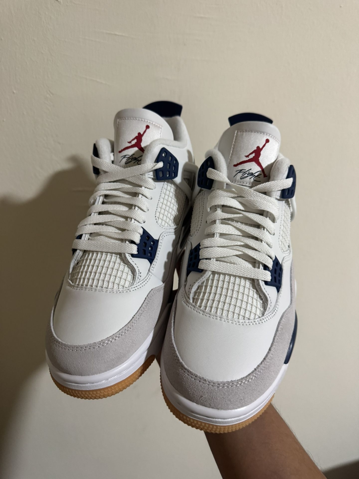 Jordan 4 SB Navy Size 10