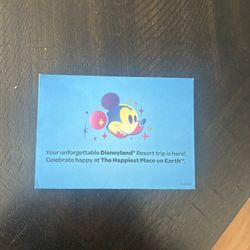 One Three Day Park Hopper Disneyland Ticket With 30 Dollar Dining Card
