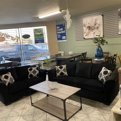 Comfortable Black Sofa And Love Seat ¡¡NEW IN STOCK!!