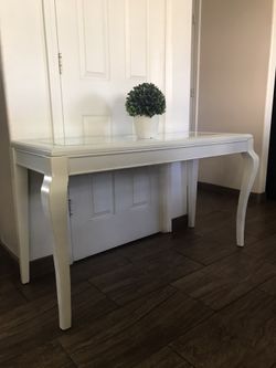 Entry Table L 50 W 19 T 28