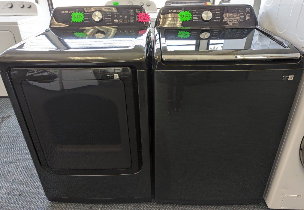 New Samsung Washer & Dryer Set 