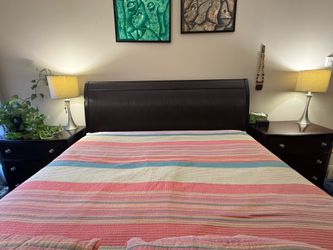 Sleigh Bed