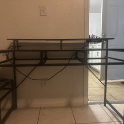 Room Desk With Outlets 