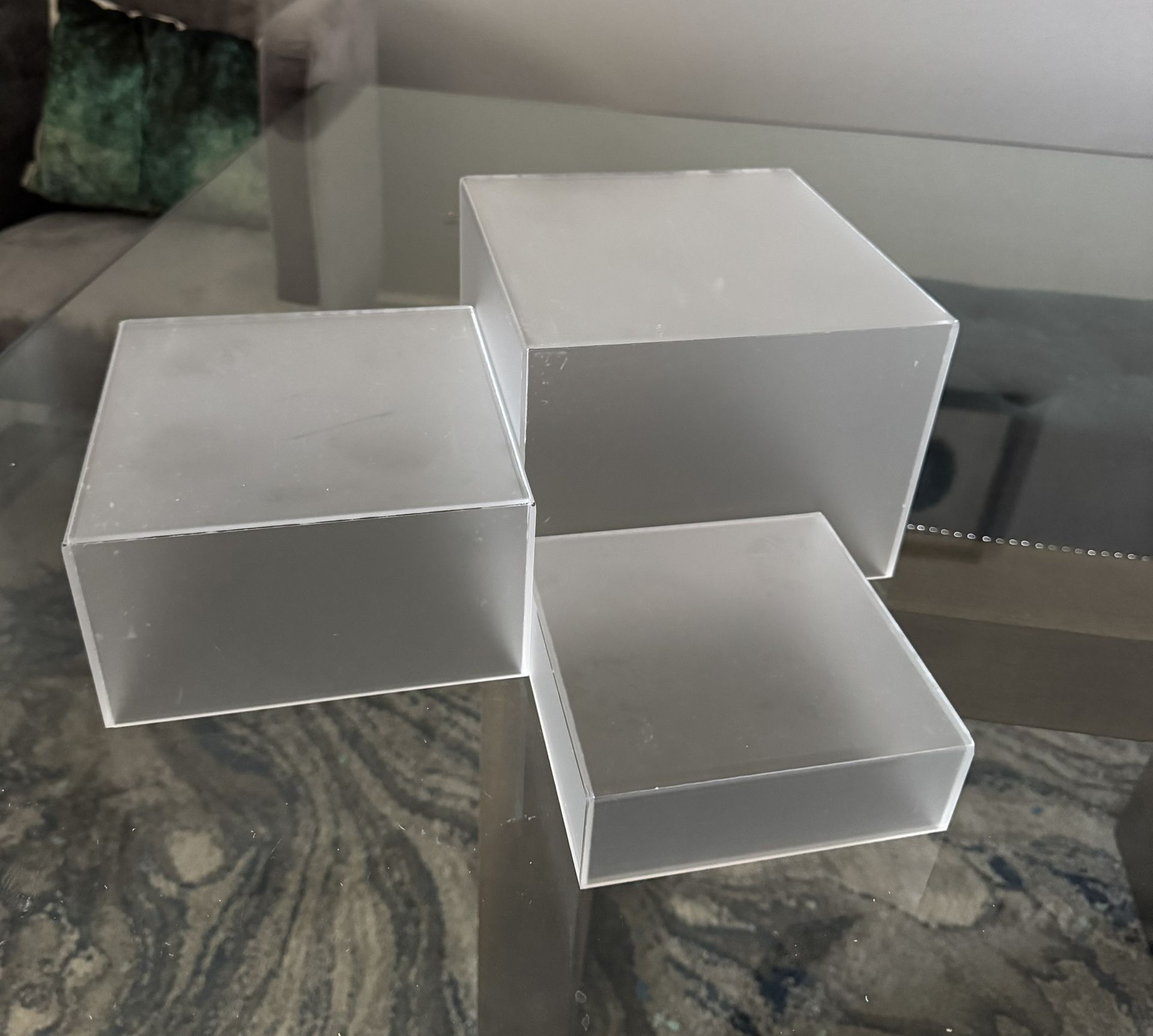 Set of 12 frosted acrylic risers