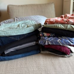 Maternity Clothes 