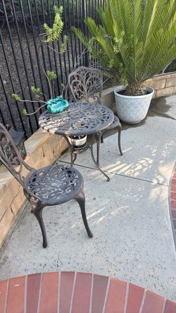 Font outdoor set