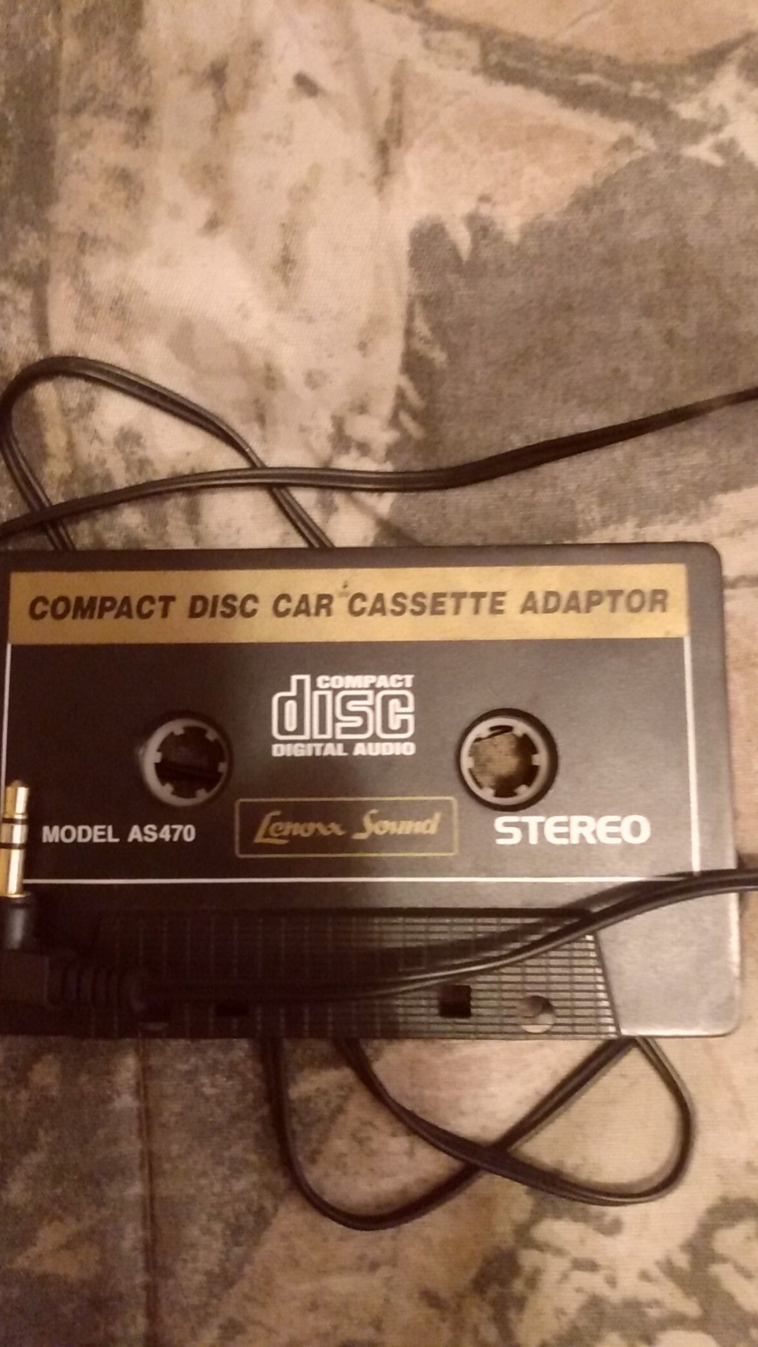 Compact disc car cassette adaptor