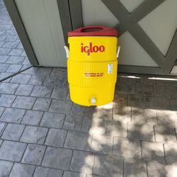 Igloo 10 Gal Water Jug