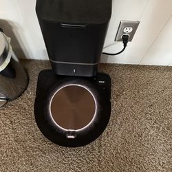 Roomba S9 Plus And Self Empty Base
