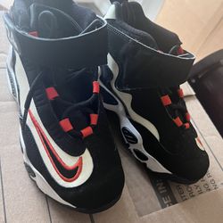 Nike Boy Shoes Size 2Y