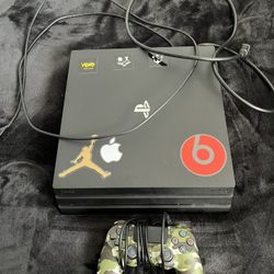 PS4 Pro 