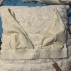 SKIMS PLUNGE BRALETTE