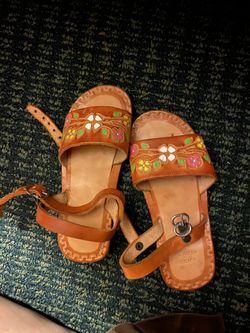 Kids Sandals Says Size 7 But Probably Size 10 Or 11 Delivery Make An Offer
