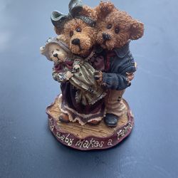 Boyd’s Bears Momma & Poppa McNewBear With Baby Bundles