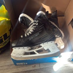 Bauer Senior M50 Skates, Size 8.5, Fit 2