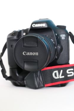 Canon 7D camera