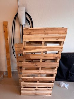 FREE wood and pallets