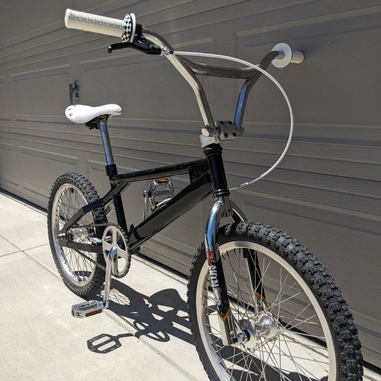 Diamondback SkinDog BMX Bike Mid School for Sale in Elk Grove CA OfferUp