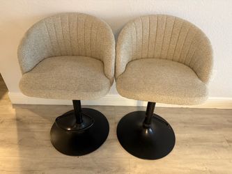 2 bar chairs