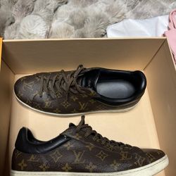 Louis Vuitton Sneakers