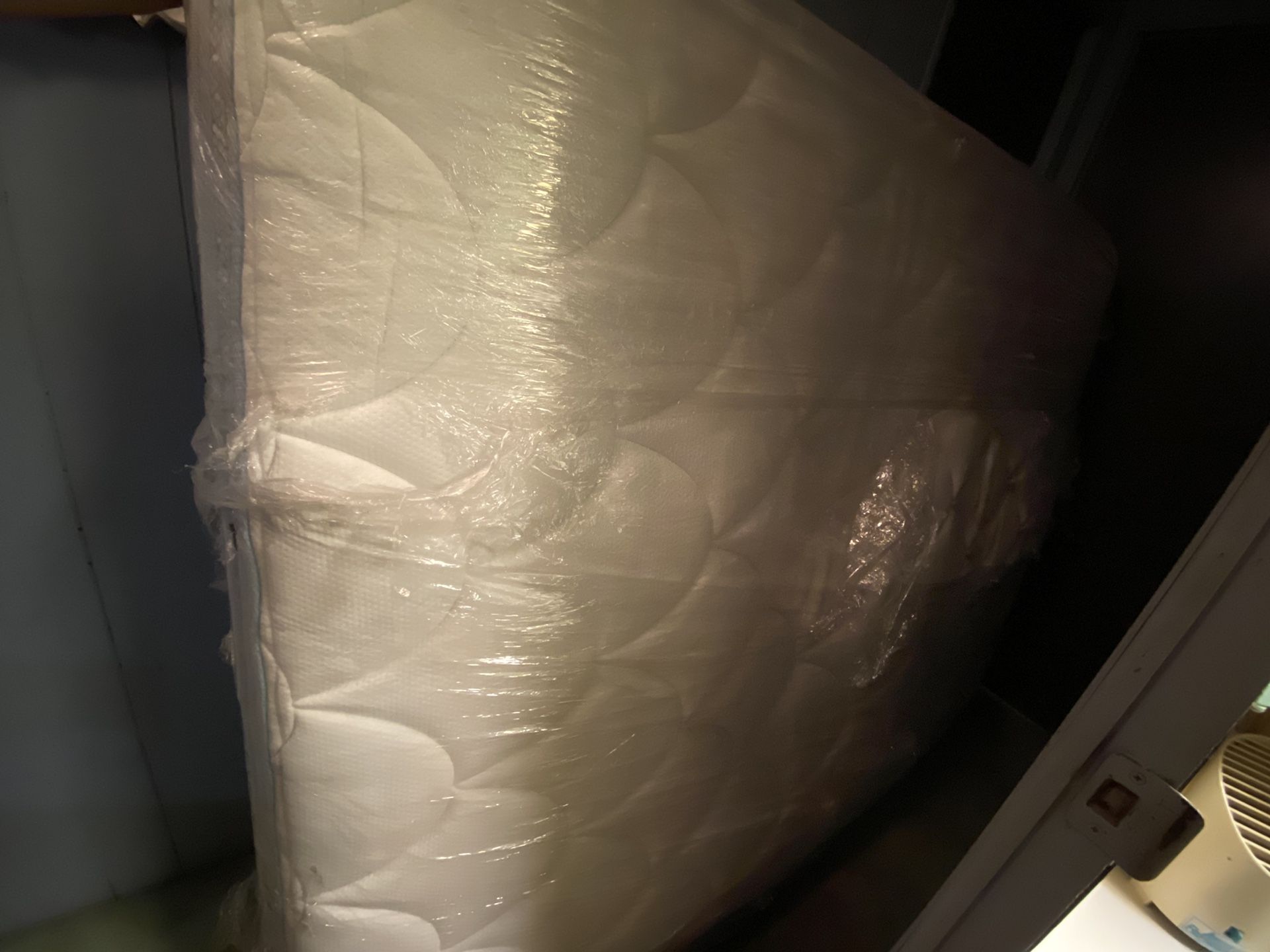Mattress Queen Like A Good $50 Offer Me 