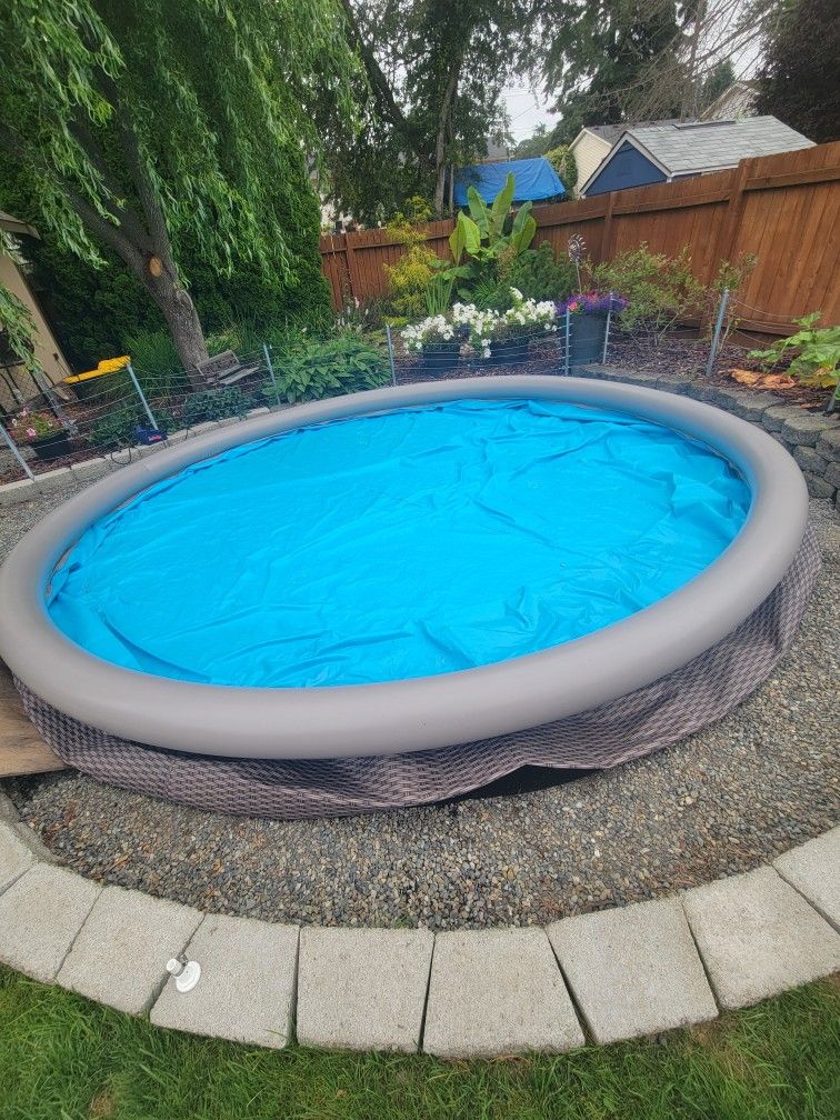 Pool 16ft Round Funsicle Pool And All The Accessories