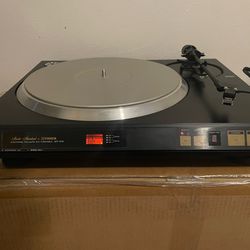 Fisher MT-275 Automatic Turntable
