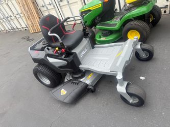 Cruz 42 in. 19.0 HP 540cc EX1900 Series Briggs and Stratton Engine Dual Hydrostatic Drive Gas Zero Turn Mower $2600 firm