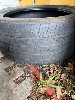 Bristol tire 255 /55 R19